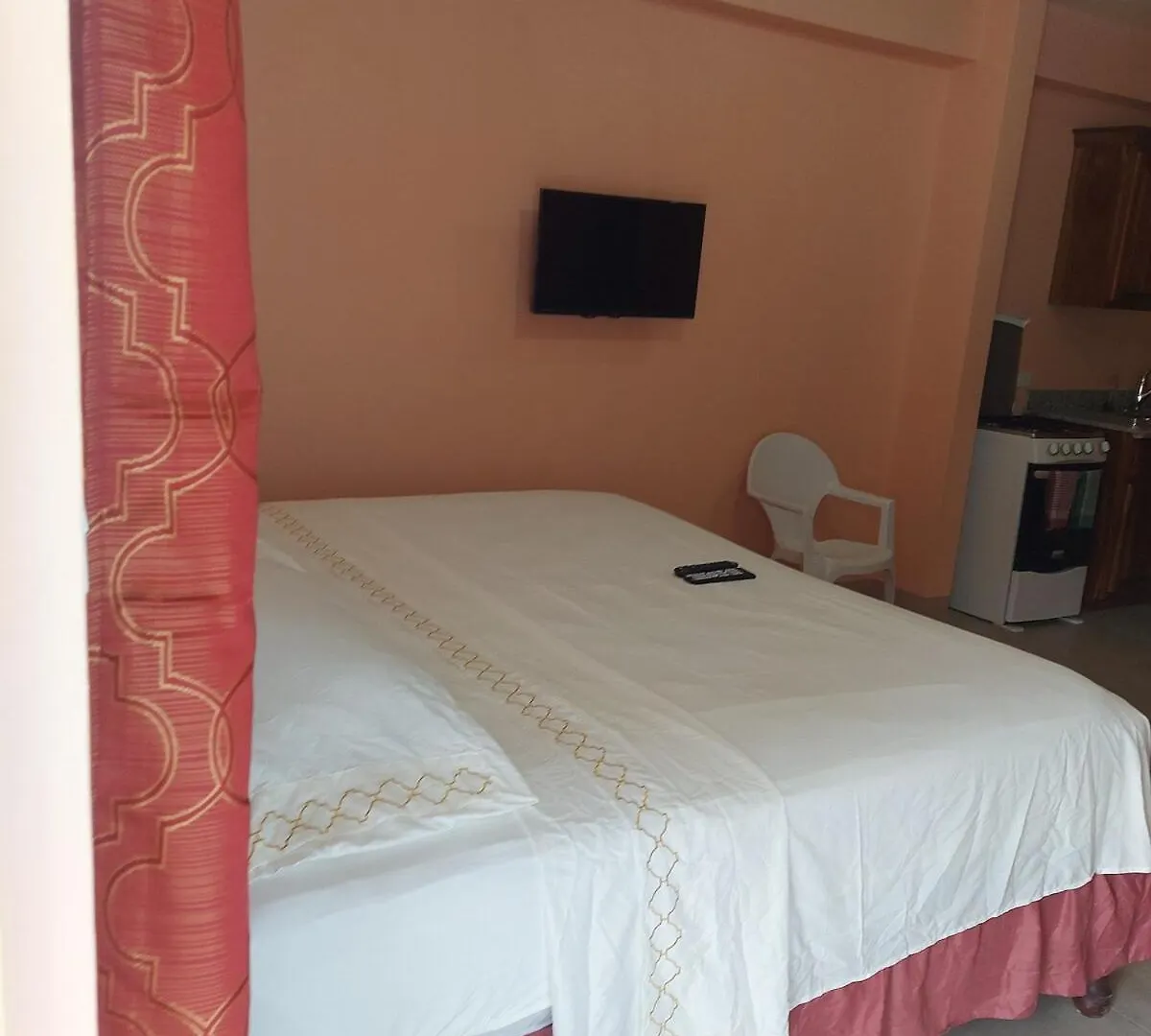 Entire Relaxation Home With Parking 몬테고 베이 0*,