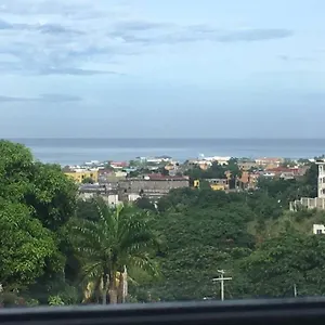 Nuu Naples Hills Apartment