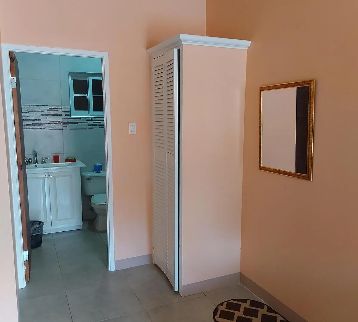 Apartment Entire Relaxation Home With Parking Montego Bay Jamaica