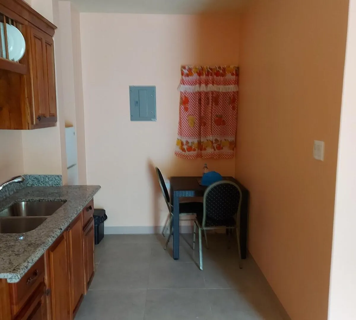 Entire Relaxation Home With Parking Montego Bay