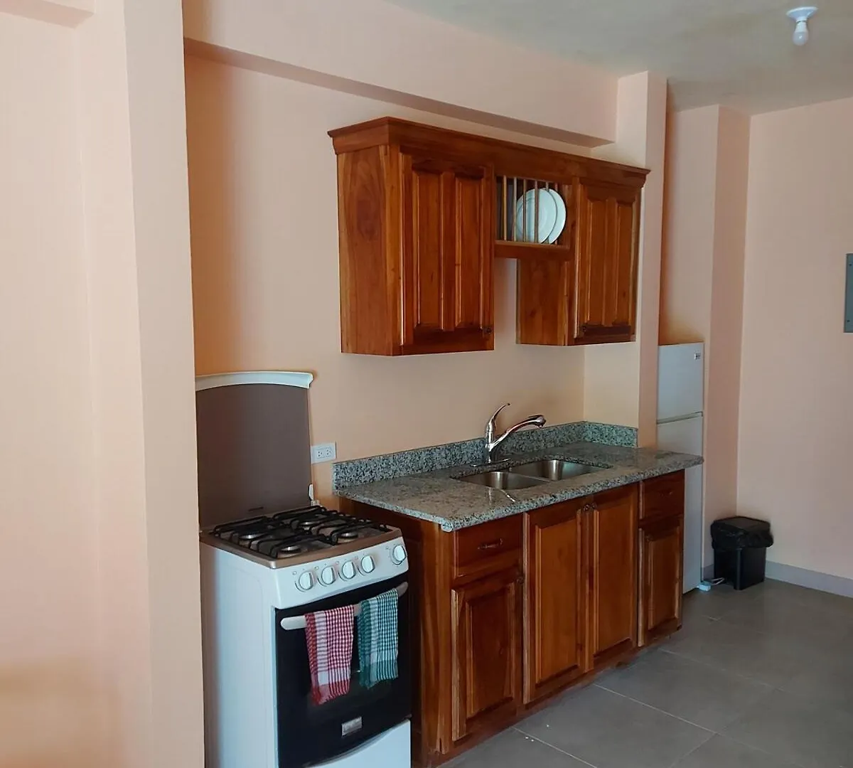Apartment Entire Relaxation Home With Parking Montego Bay