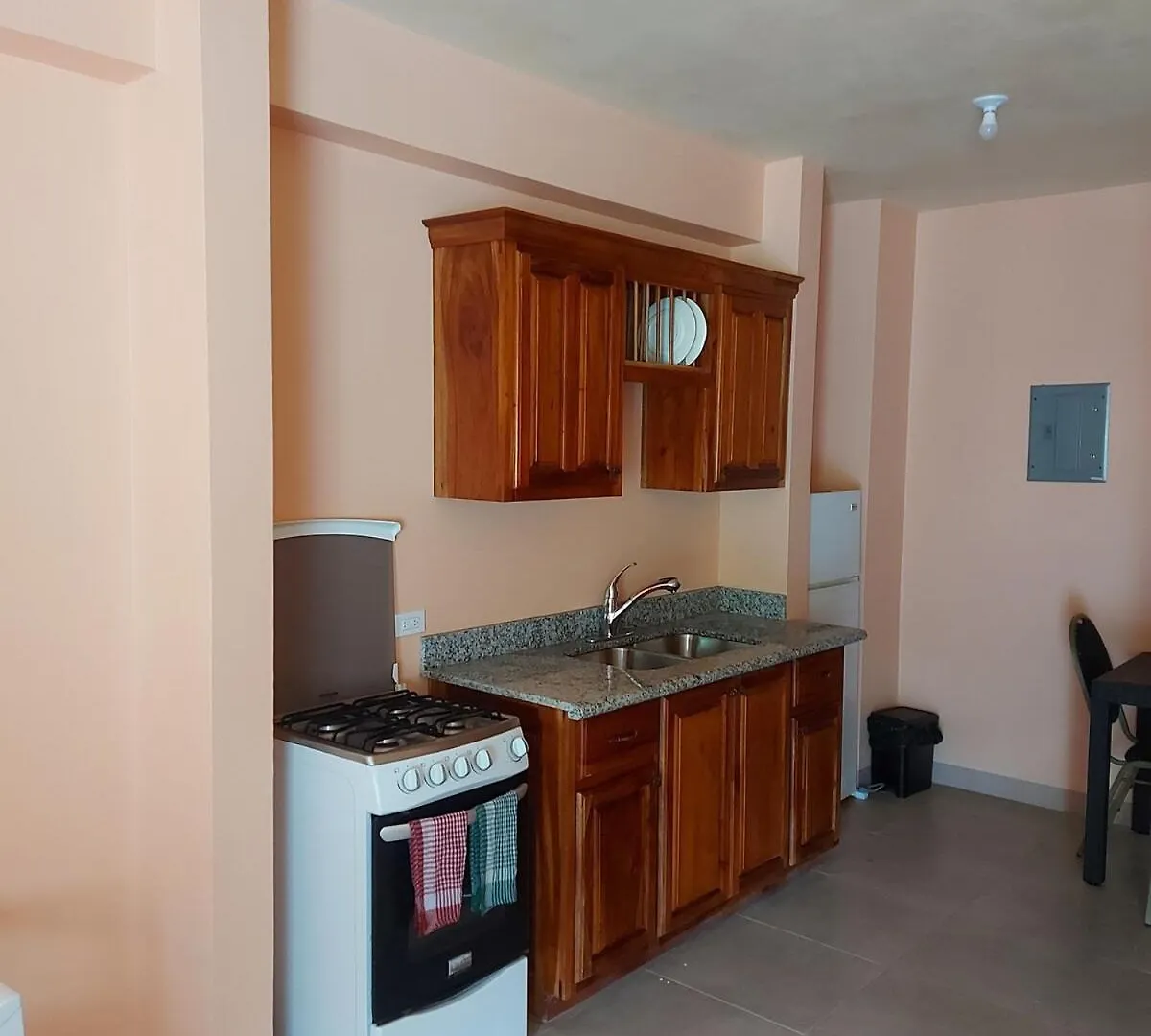 Entire Relaxation Home With Parking Montego Bay